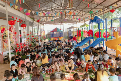 HOẠT ĐỘNG TRẢI NGHIỆM GÓI BÁNH CHƯNG NGÀY TẾT CỦA CÁC BÉ TRƯỜNG MẦM NON HỌA MY